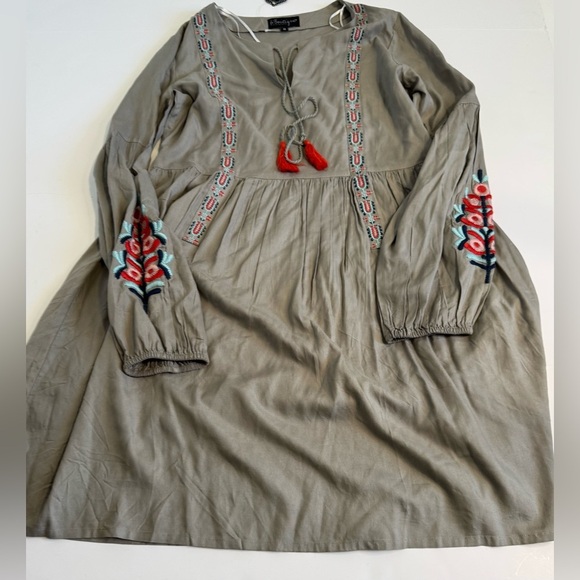 boutique by evergreen Dresses & Skirts - Boutique by evergreen dress Large